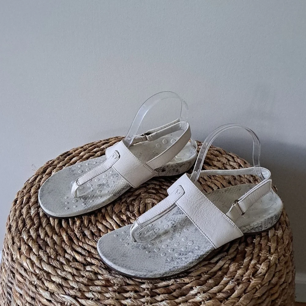 Vionic Womens Tala Cream Leather/Snakeskin Print Thong‎ Slingback Sandals S-8